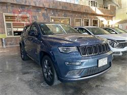 جیپ گراند شیرۆکی